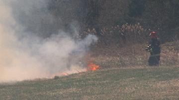 Feu d'herbe � Beauceville