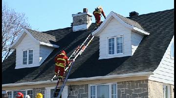Incendie � St-Lambert le 4 avril 2013