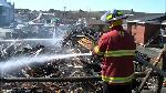 Le centre communautaire de St-Honor� d�truit par les flammes
