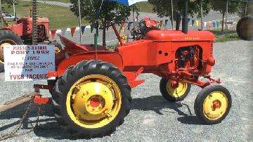 Exposition de machineries antiques � Saint-Joseph